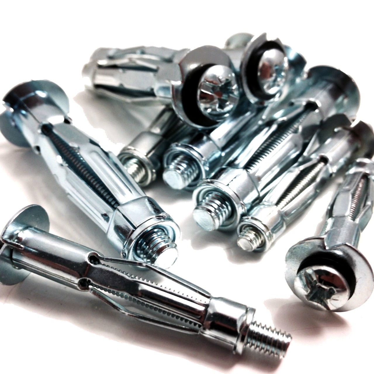 20 x M4 x 38mm HEAVY DUTY METAL PLASTERBOARD CAVITY WALL FIXINGS ANCHORS PLUGS