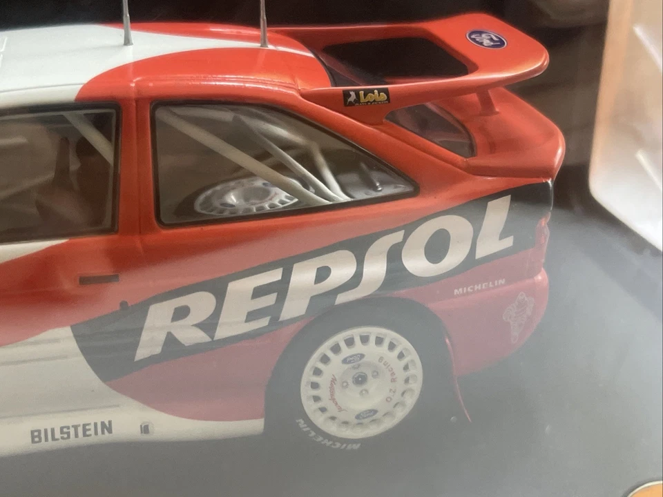 Model Ford Escort RS Cosworth diecast car San Remo Rally 1996 IXO 24RAL004B 1:24 - Image 4 of 4