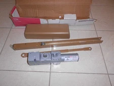 LCN 4040SE SENTRONIC SERIES DOOR CLOSER