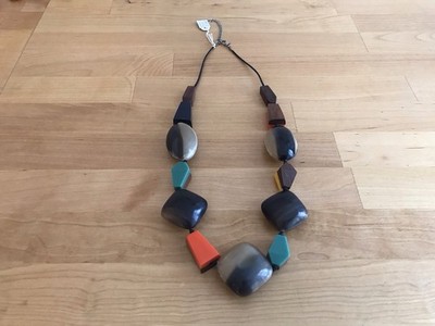 Kette aus Horn Harz und Holz