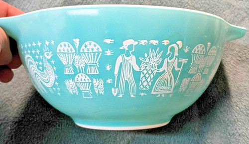 Vintage Pyrex Amish Butterprint 442 Cinderella 1-1/2 Qt. Nesting Bowl Turquoise