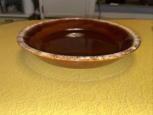 Vintage Hull Pottery Brown Drip Serving Dish Pie or Casserole 9.25" x 1.75"