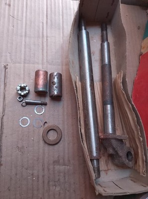 MG MIDGET SPRITE    KING PIN KIT  DRUM BRAKES   GENUINE 8G4208