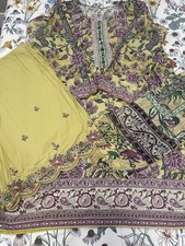 Lawn Salwar Kameez Bust 50