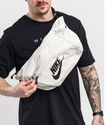 Crossbody Nike Tech Hip Pack 10L Large Waistpack Belt Travel Bag Light Bone