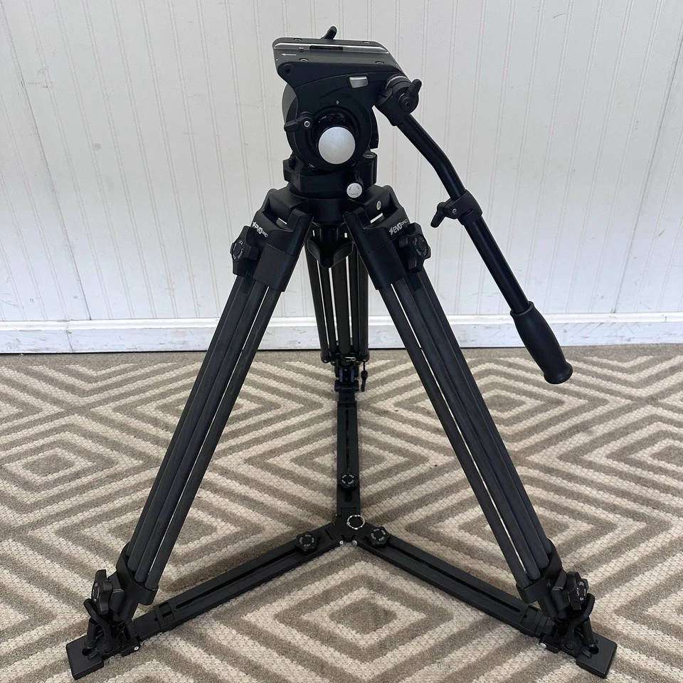 EvoPro Tripod System With Fluid Head - Image 3 of 4