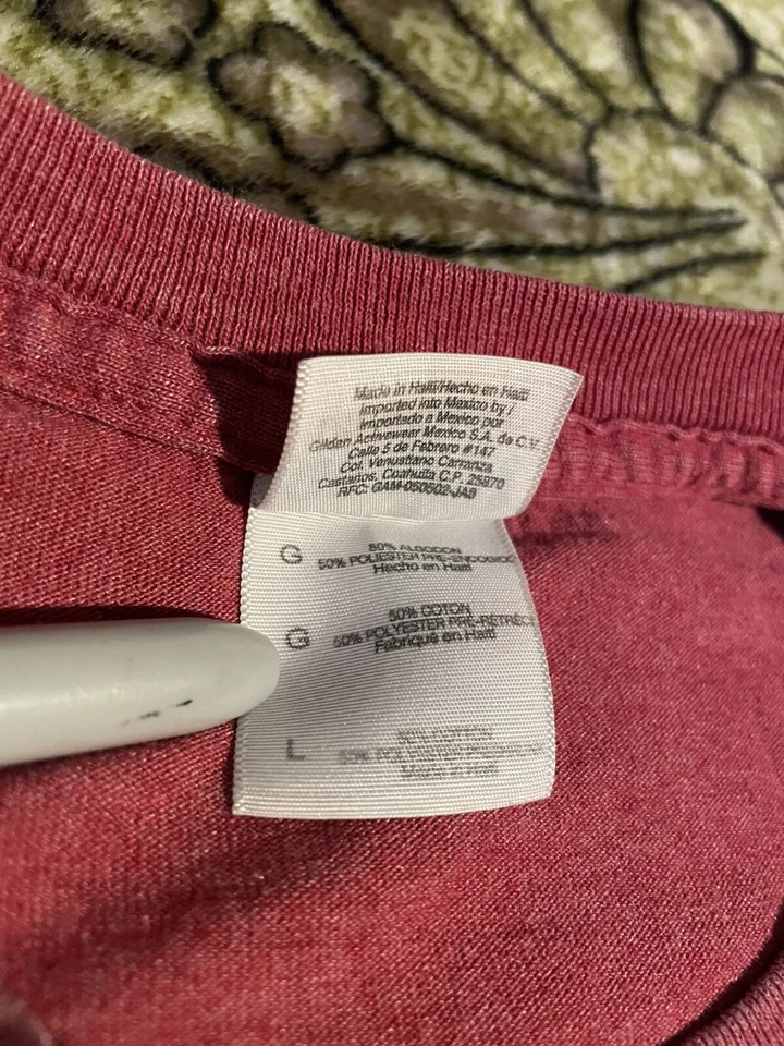 Винтажная большая красная футболка ALICE IN WONDERLAND ANTIQUES Eureka Springs Arkansas - Изображение 4 из 4