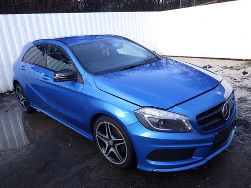 2012-2018 W176 MERCEDES A-CLASS FRONT DOOR RH DRIVER SIDE BLUE 5 DOOR HATCHBACK - Picture 14 of 17