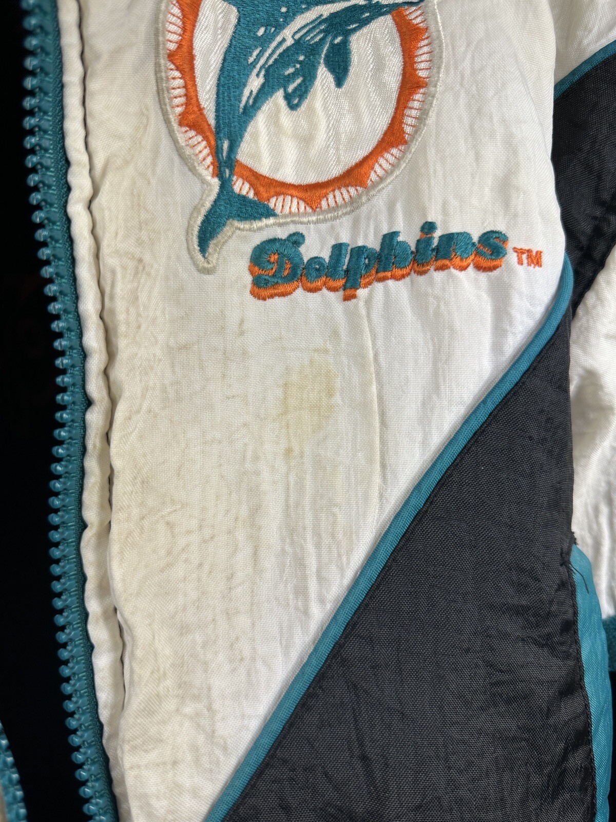 Picture 16 of 24