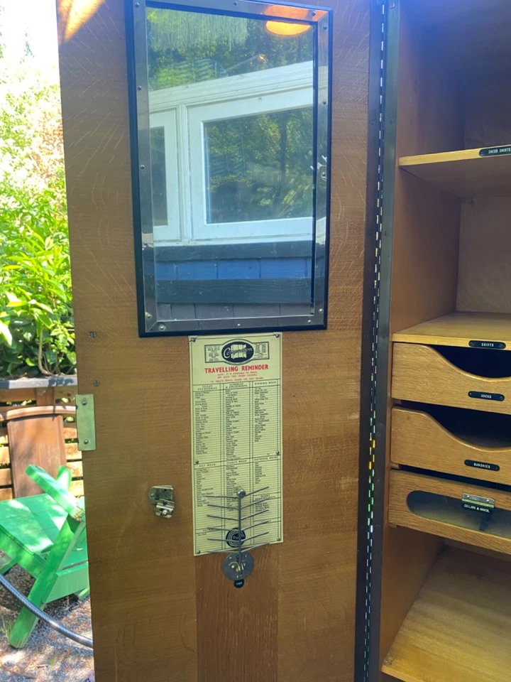 Baúl vaporero Art Deco Gentelmans Foto 4 de 4