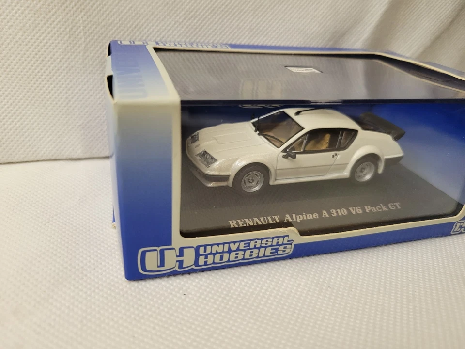 Universal Hobbies 1/43 - Alpine Renault A310 V6 Pack GT Blanche - Image 2 of 4