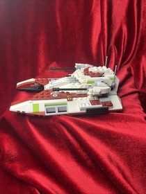 LEGO Star Wars: Republic Fighter Tank (75182) As Pictured