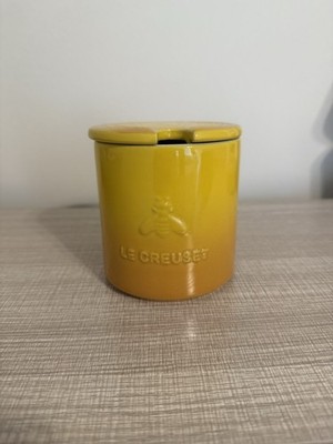 Le Creuset Honey Bee Pot with Lid Stoneware Nectar