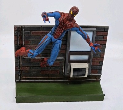 Diamond Select Spider-Man Display Action Figure with Wall Hanging Stand