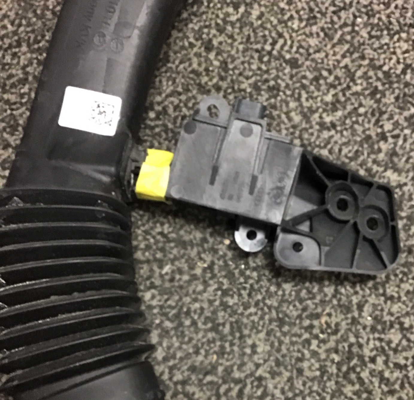 USED Audi R8 V10 4S Left & Right Side Air Intake Duct Pipe 2017 - 2023 OEM PT655