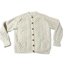 Saks Fifth Avenue Women’s S Vintage Wool Cable Knit Sweater Grannycore Preppy