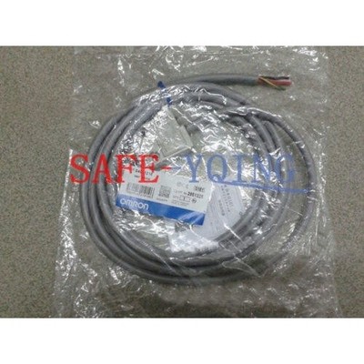 New 1PC   limit switch D4C-1210 D4C1210 #zc