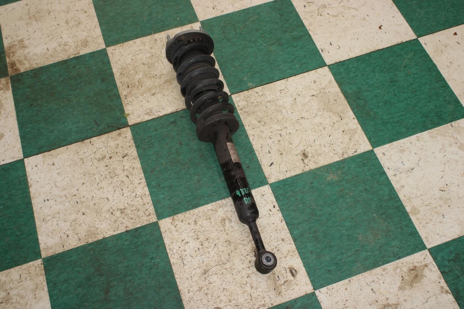 14-17 Ghibli Driver Left LF Side Front Coil Spring Shock Strut Factory OEM WTY