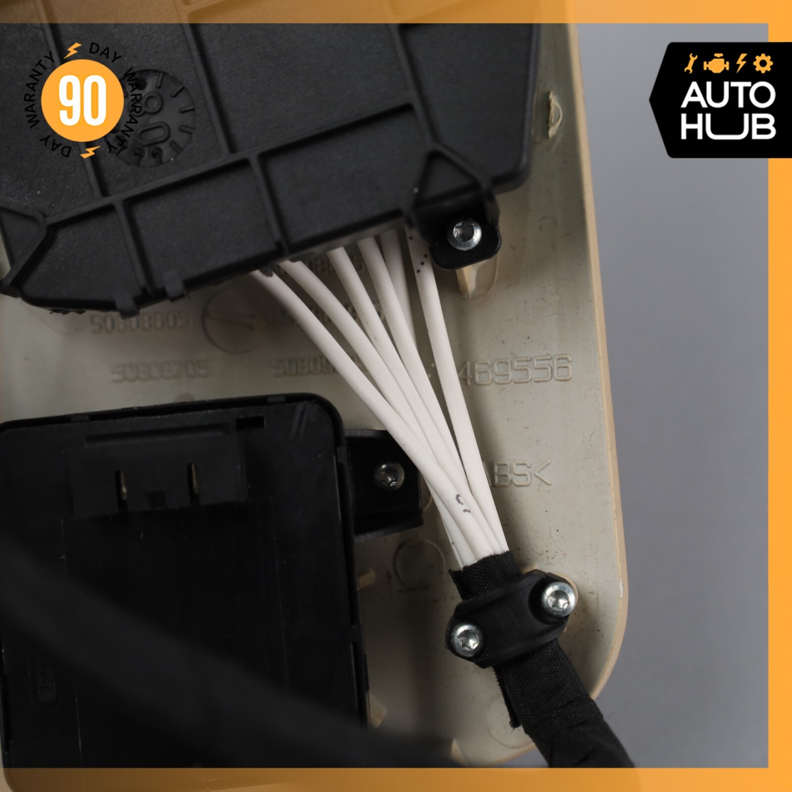 03-13 Maserati Quattroporte M139 Front Left Seat Control Memory Switch OEM