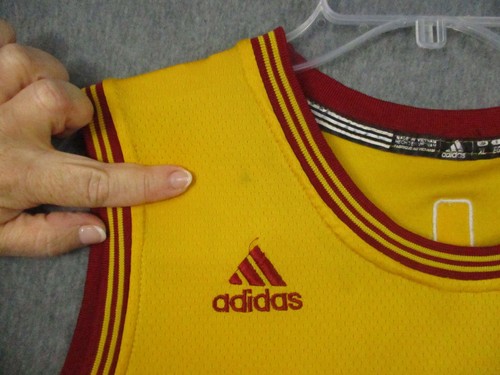 KYRIE IRVING Cleveland Cavaliers Jersey Mens XL Cavs #2 Basketball Adidas NBA - Picture 2 of 12