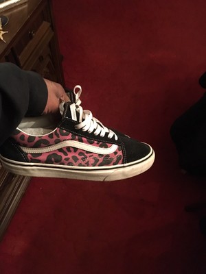 pink leopard print vans