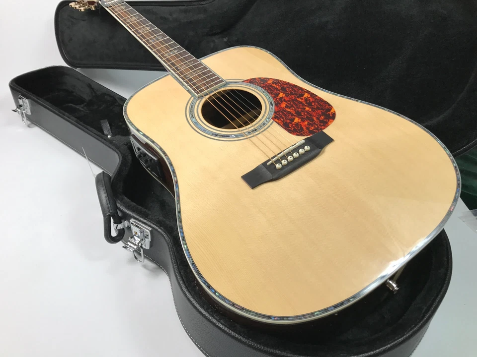 NUEVA 2018 Guitarra Acústica Eléctrica Buena Calidad Abeto Sólido Fishman EQ D Estilo Foto 2 de 4