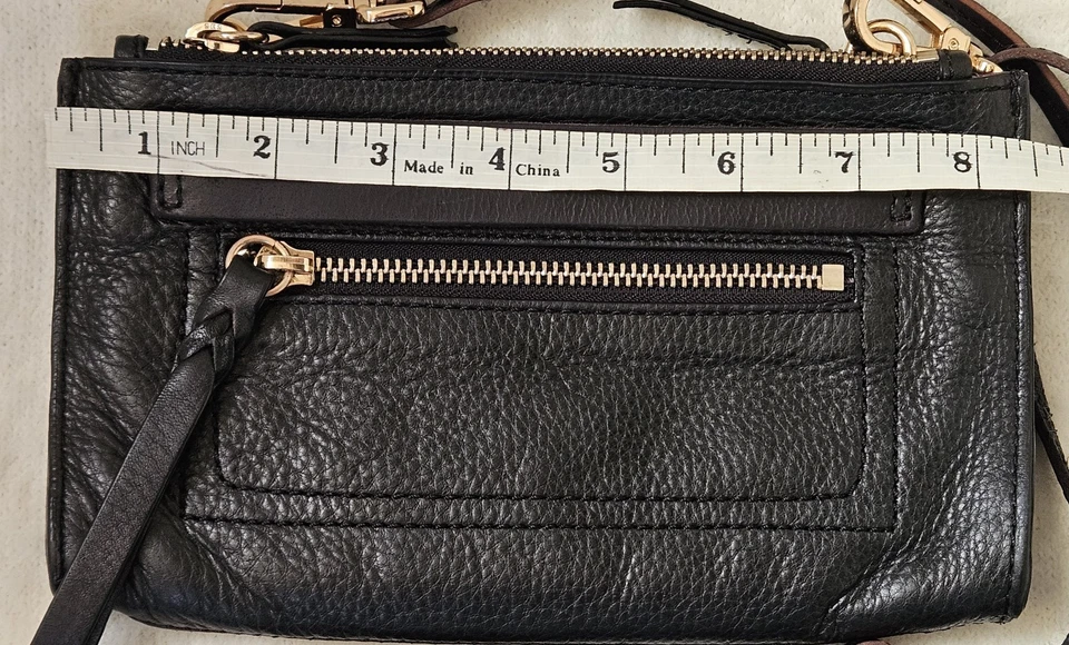 Kooba Leather Crossbody Bag Black with Gold Hardware Adjustable Strap. - Image 4 of 4