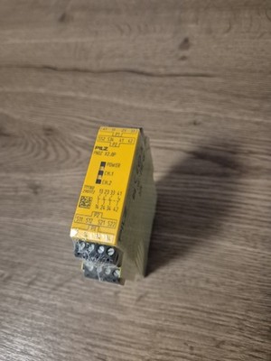 Pilz PNOZ X2.8P 24VACDC Sicherheitsrelais (777301)