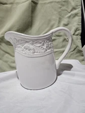 Pfaltzgraff Country Cupboard 60 ounce Pitcher