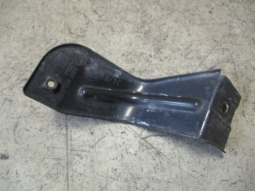 Halteblech Kotflügel vorne rechts VW Passat 3BG Halter 3B0821238A