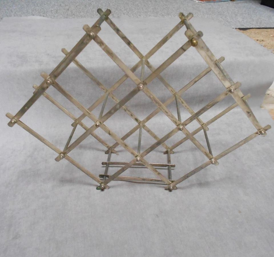 Ancien CASIER  Elegant PORTE  Bouteilles en métal chromé Pliable - Photo 2/4