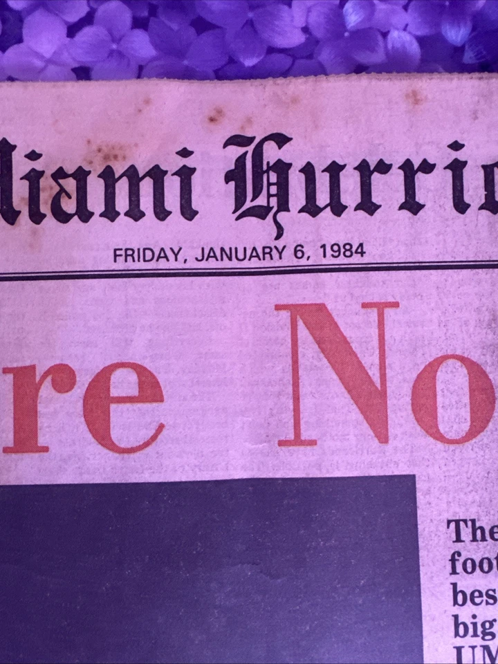 Miami Hurricanes We’re No. 1 periódico escolar original 6 de enero de 1984 Foto 2 de 4
