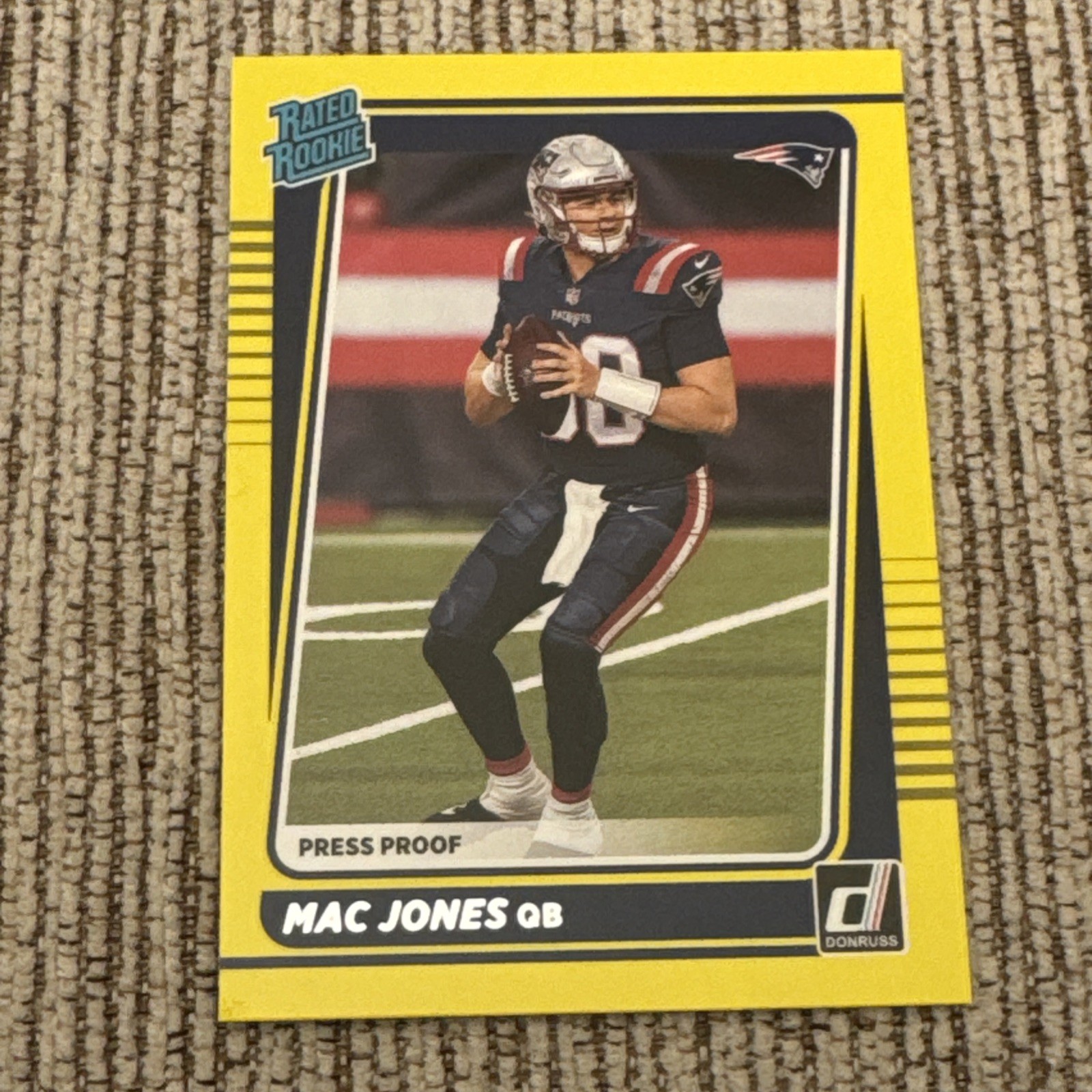 2021 Panini Donruss - Rated Rookie Mac Jones #255 Press Proof Yellow (RC)