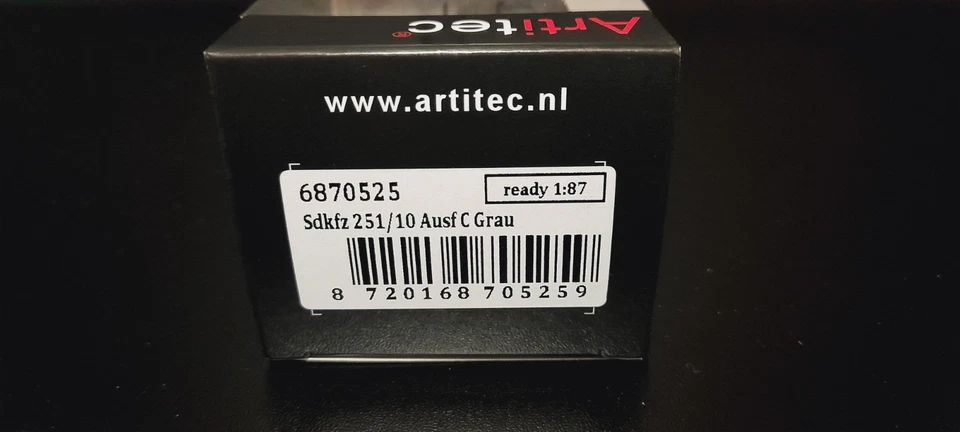 ARTITEC art. 6870525 Scala 1/87 - H0 - Sdkfz 251/10 Ausf C, grau. - Immagine 2 di 3