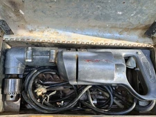 MILWAUKEE HEAVY DUTY 1/2 INCH S-412 RIGHT ANGLE DRILL W/ BITS, Key, Hole Saws