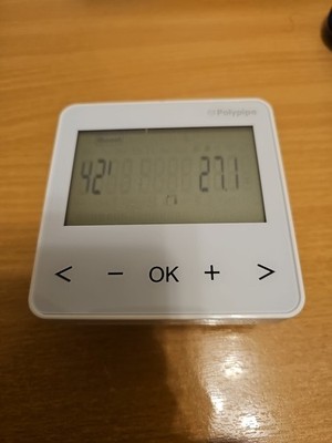 Polypipe UFHPROGB programmierbarer digitaler Raumthermostat OHNE RÜCKWANDBOX