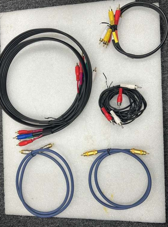12 RCA cables Gold  multiple lengths