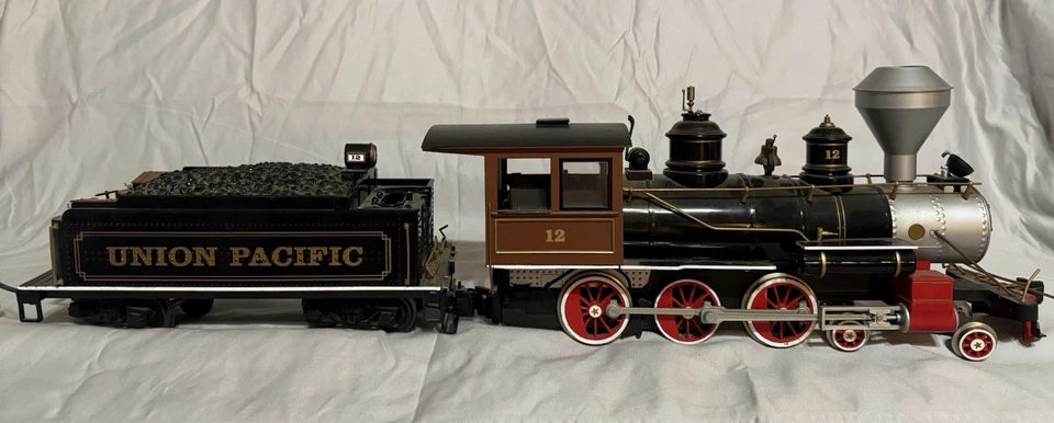 Bachmann G Scale - #12 Steam Engine & Tender - Union Pacific - Image 4 of 4