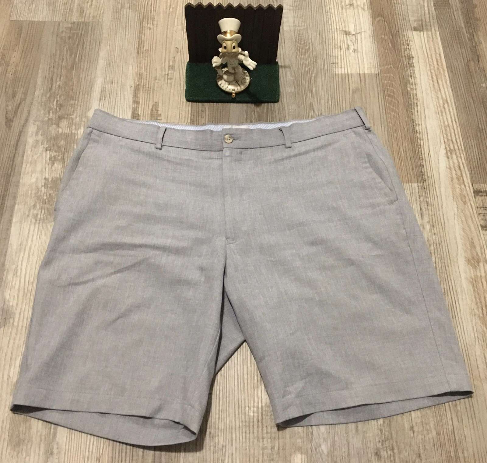 Peter Millar Shorts Mens Size Gray Stretch 38 Golf Flat Front Casual Chino