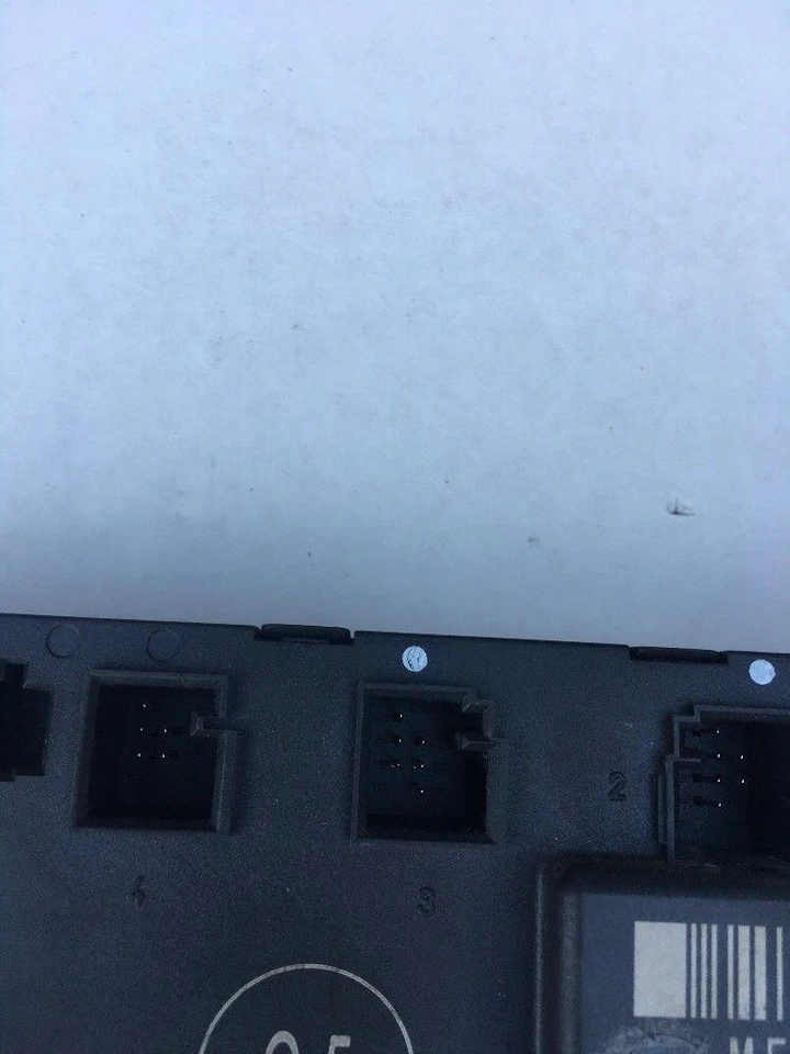 2002-2005 Mercedes C320 C240 C230 Door Control Module Front Left 2038205526 - Image 4 of 4