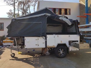 Brand New Forward Folding Hard Floor Off Road Camper Trailer Ebay