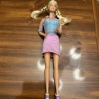 Vintage 1999 Walking Barbie Doll #22232 Mattel Top And Skirt Blonde Loose Doll
