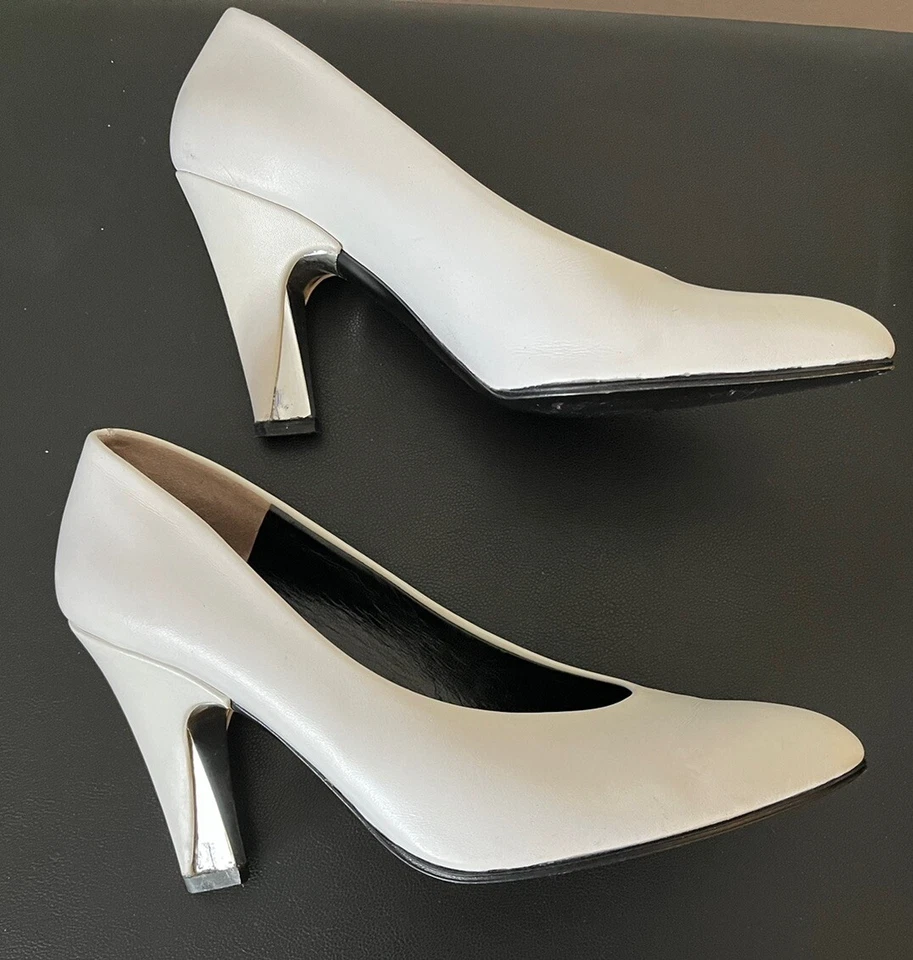 VINTAGE CHARLES JOURDAN White Leather High Heels SZ 8M NEW Brides Wedding Classy - Image 3 of 4