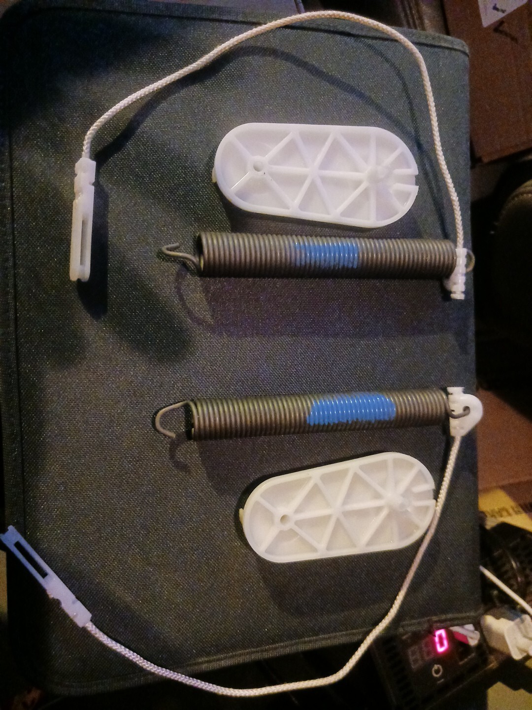 Picture 2 of 3