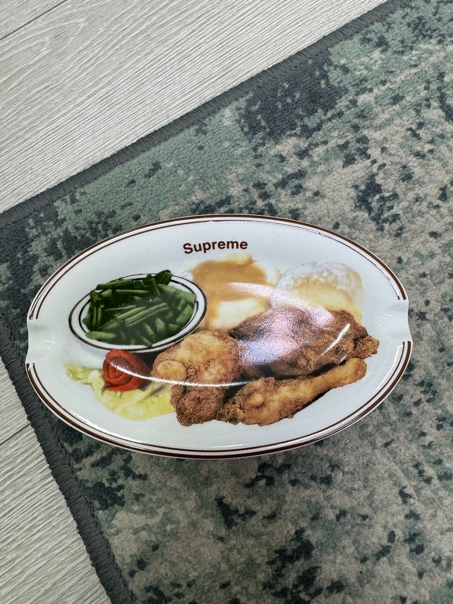 Supreme Chicken Dinner Plate Ashtray | White | One Size | 100