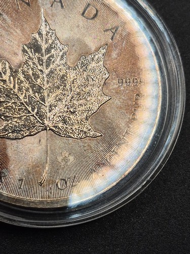 Canada Pure Silver .999 Bullion 1oz Maple Leaf Coin 2014 Proof Rainbow - Picture 3 of 6