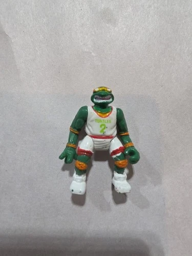 Vtg 1995 TMNT Mini Mutants Basketball Michelangelo Slam Dunkin’ 1” Figure
