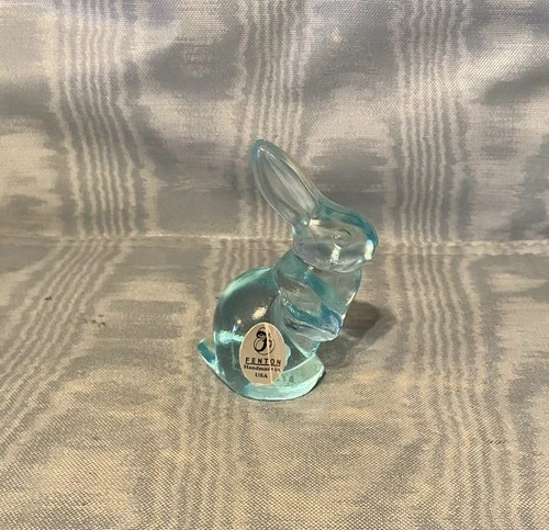 Vintage Rare Fenton Aqua Marine Mini Bunny   Figurine      USA
