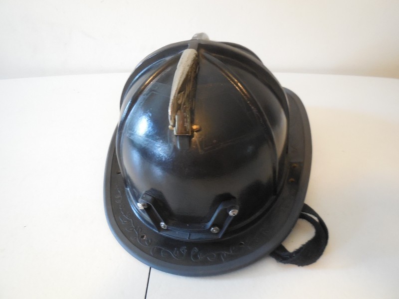 Vintage 2008 Cairns Sam Houston Leather Fire helmet Lining, & Face Shield