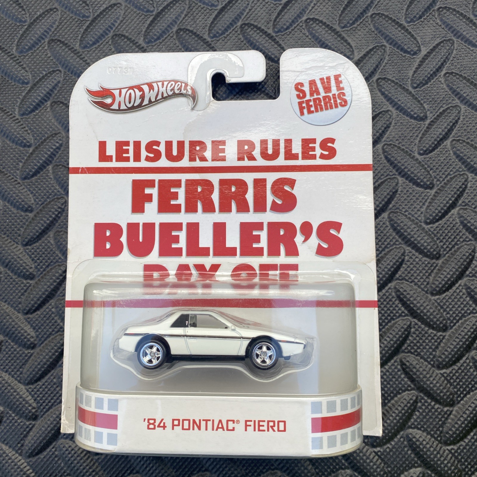 Hot Wheels Retro Entertainment Ferris Bueller's Day Off '84 Pontiac Fiero